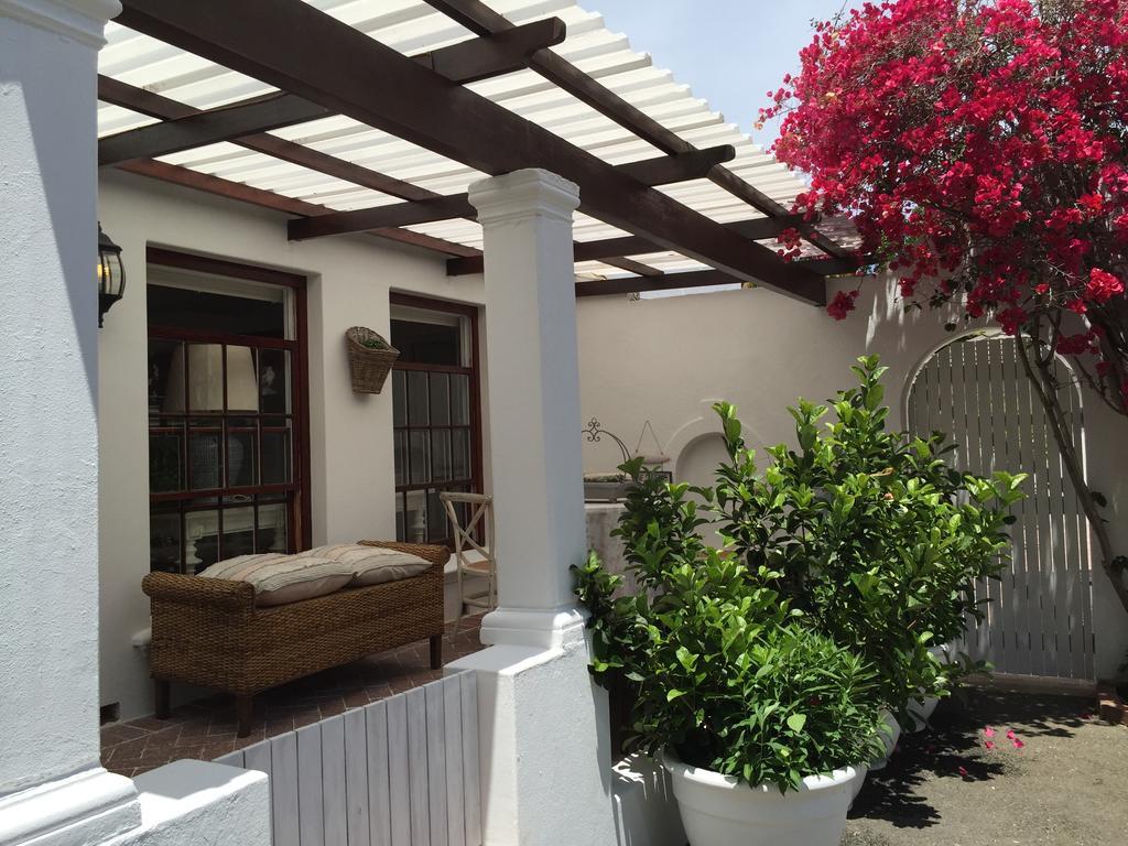 The White Manor Bed & Breakfast Cape Town Room photo
