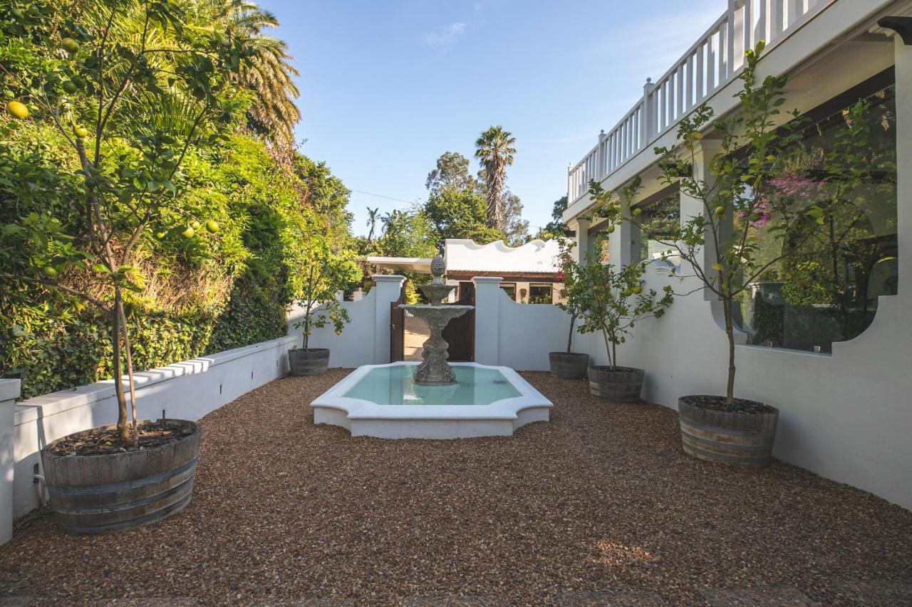The White Manor Bed & Breakfast Cape Town Exterior photo